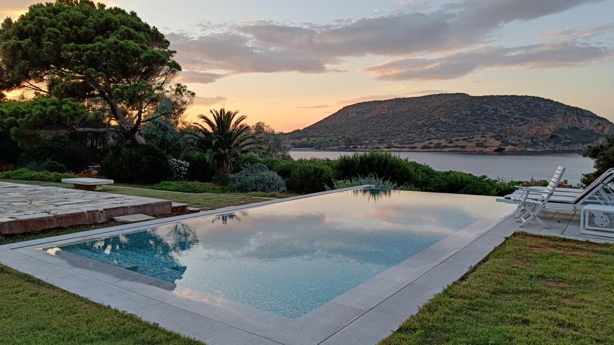 Summer Villa In Порто-Рафти Экстерьер фото